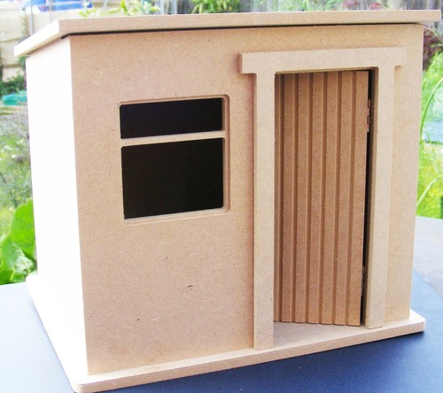 Dolls house small flat pack - dolls,